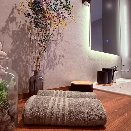 Old Town Getaway تالين